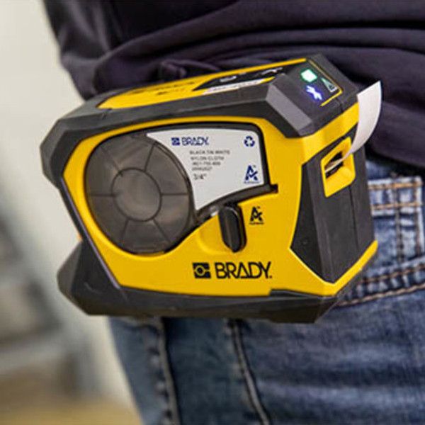 Brady M211 Impresora de etiquetas con estuche 170390 M211-KIT-EU-UK-US 147927 - 3