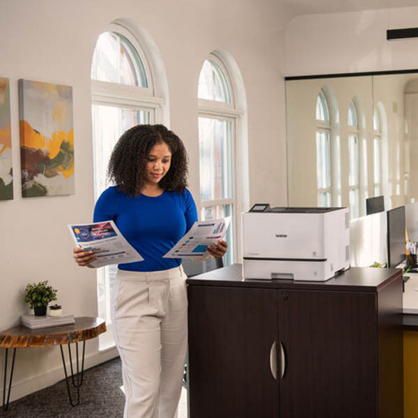 Brother HL-L8430CDW Impresora láser a color A4 con Wi-Fi 834058 - 4