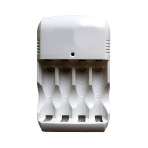 Cargador de Pilas Recargables AA/AAA