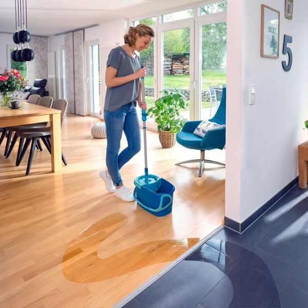 Leifheit Set Clean Twist Mop Ergo - Fregona Giratoria de disco con cubo SLE00124 - 4